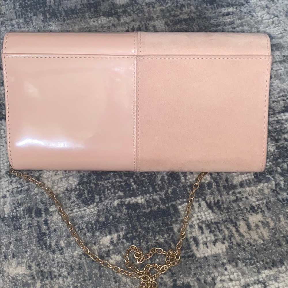 Pink clutch. - Picture 2 of 3